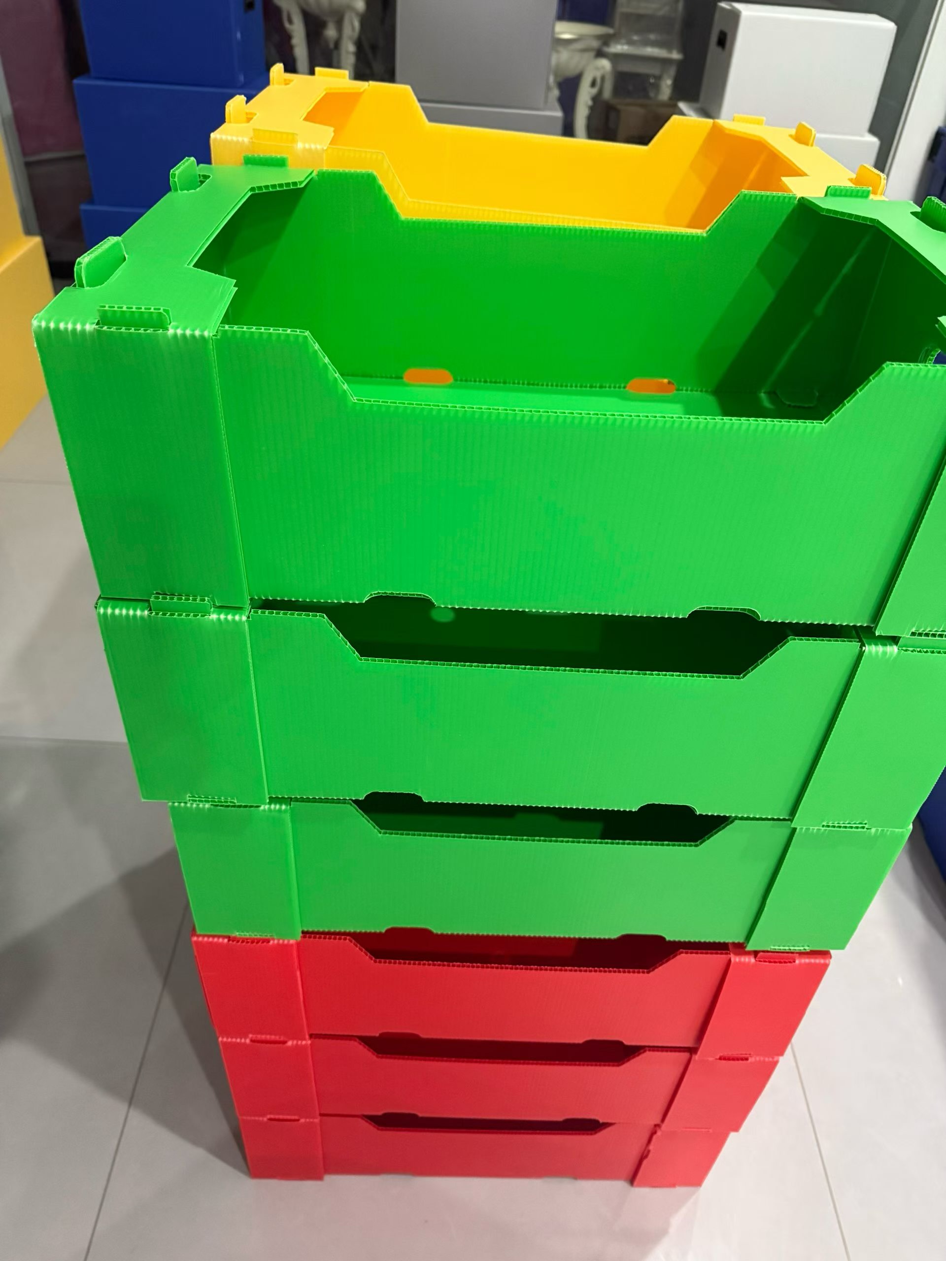 Stacked PP corrugated picking bins in multiple colors for SKU sorting